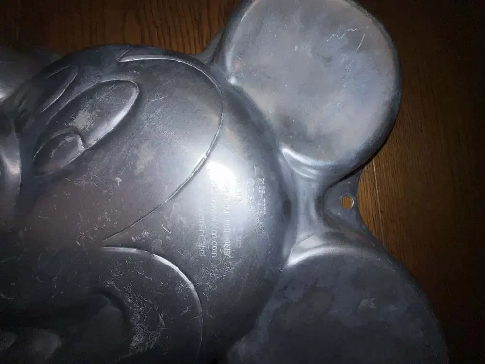 Wilton Disney Mickey Mouse Face Cake Pan 2105-7070
